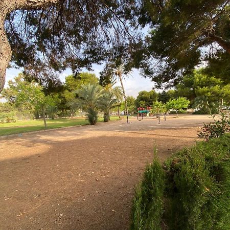 Orihuela Costa 2-Bedroom 1-Bath Renovated Vacation Rental On La Zenia Beach Ngoại thất bức ảnh