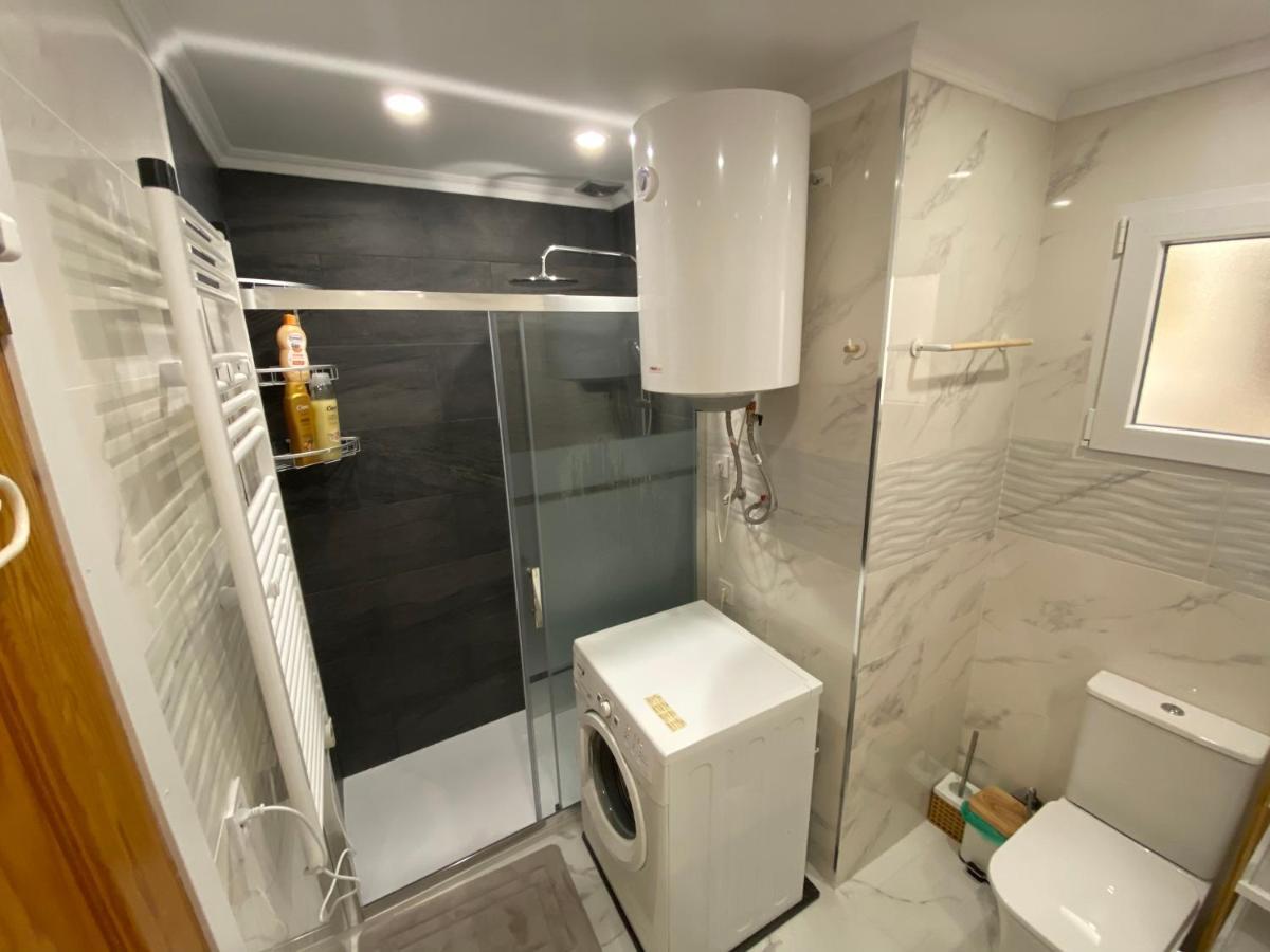 Orihuela Costa 2-Bedroom 1-Bath Renovated Vacation Rental On La Zenia Beach Ngoại thất bức ảnh