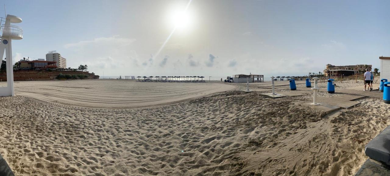 Orihuela Costa 2-Bedroom 1-Bath Renovated Vacation Rental On La Zenia Beach Ngoại thất bức ảnh